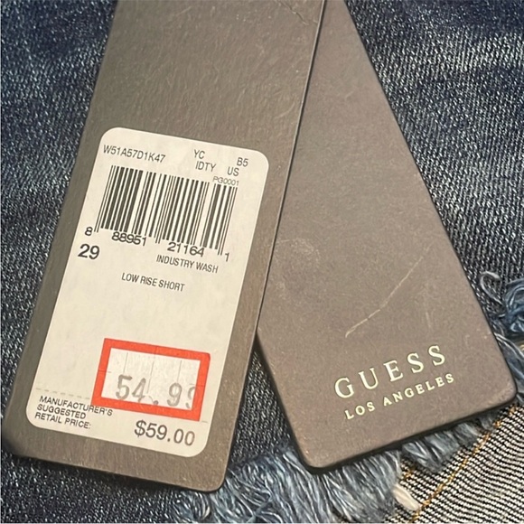 Guess Daisy Duke Micro Shorts Women’s 29 Raw Hem Y2K NWT Summer Casual Denim - Picture 4 of 8